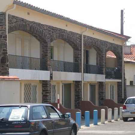 ארגלס-סור-מר Locations Meublees Plage Des Pins מראה חיצוני תמונה